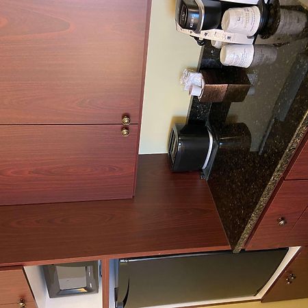 Best Western Plus Grand-Sault Hotel & Suites Esterno foto