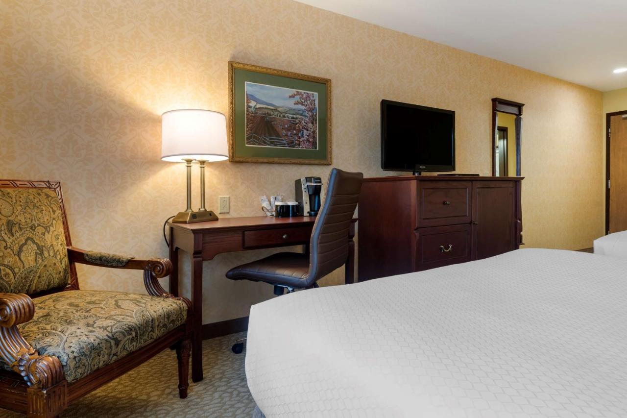 Best Western Plus Grand-Sault Hotel & Suites Esterno foto