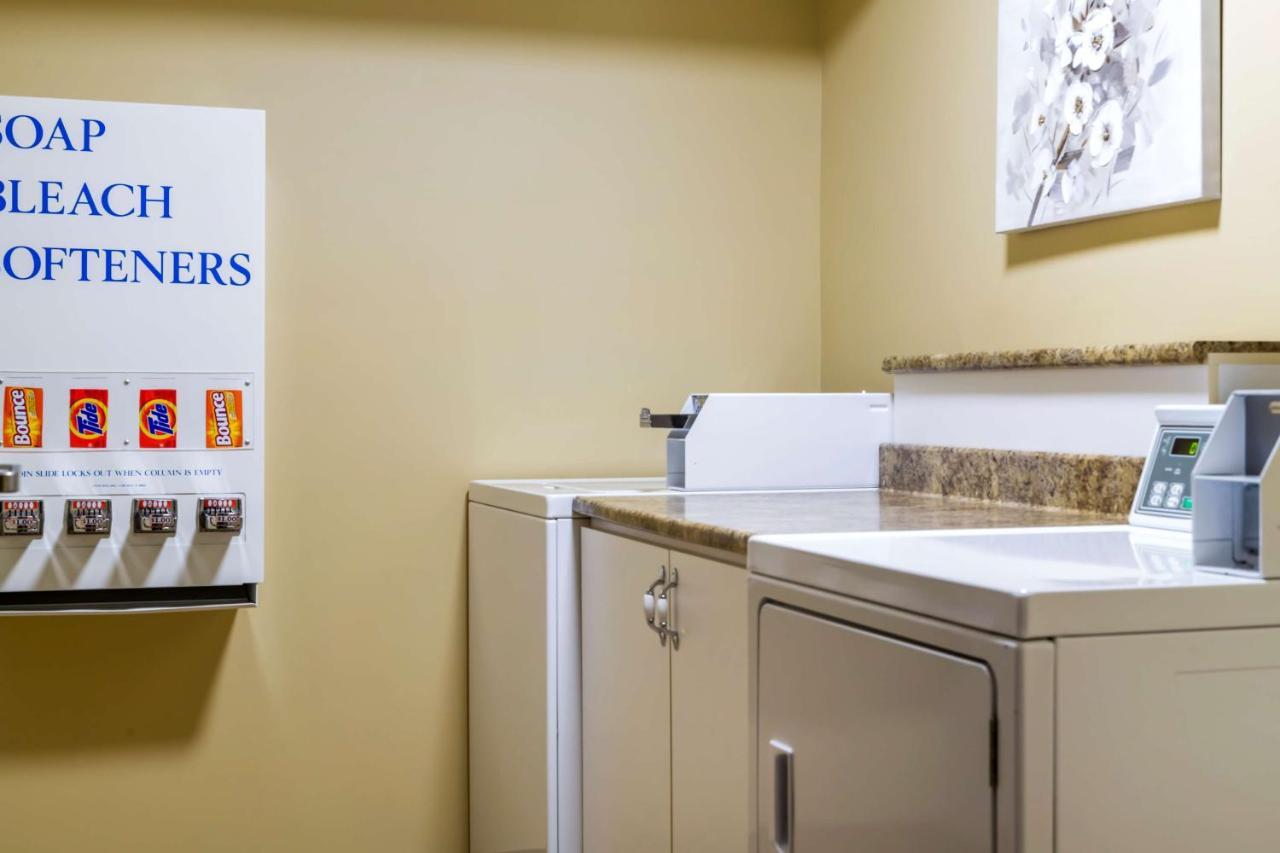 Best Western Plus Grand-Sault Hotel & Suites Esterno foto