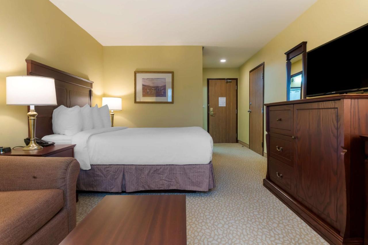 Best Western Plus Grand-Sault Hotel & Suites Esterno foto