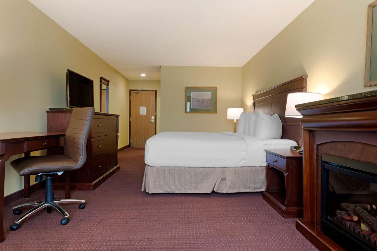Best Western Plus Grand-Sault Hotel & Suites Esterno foto