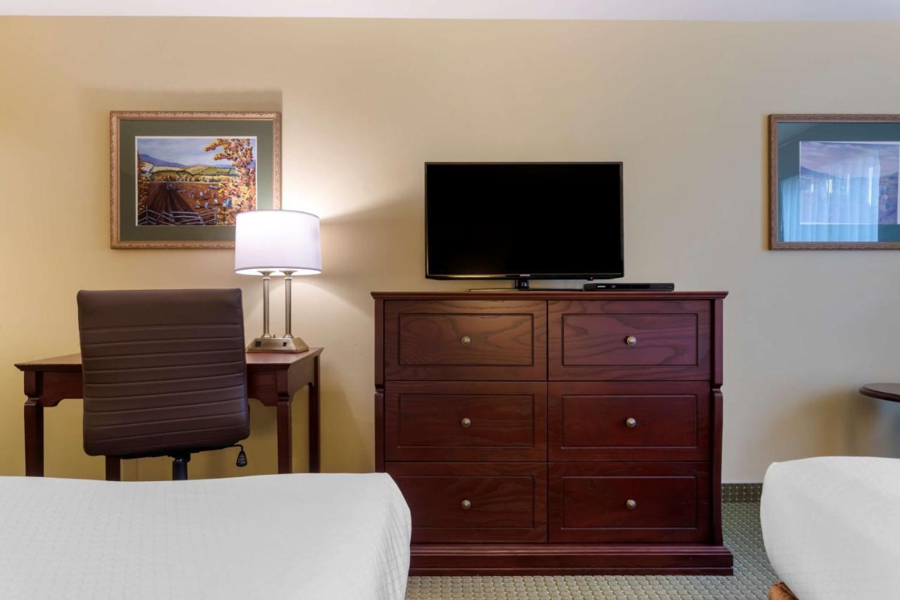 Best Western Plus Grand-Sault Hotel & Suites Esterno foto