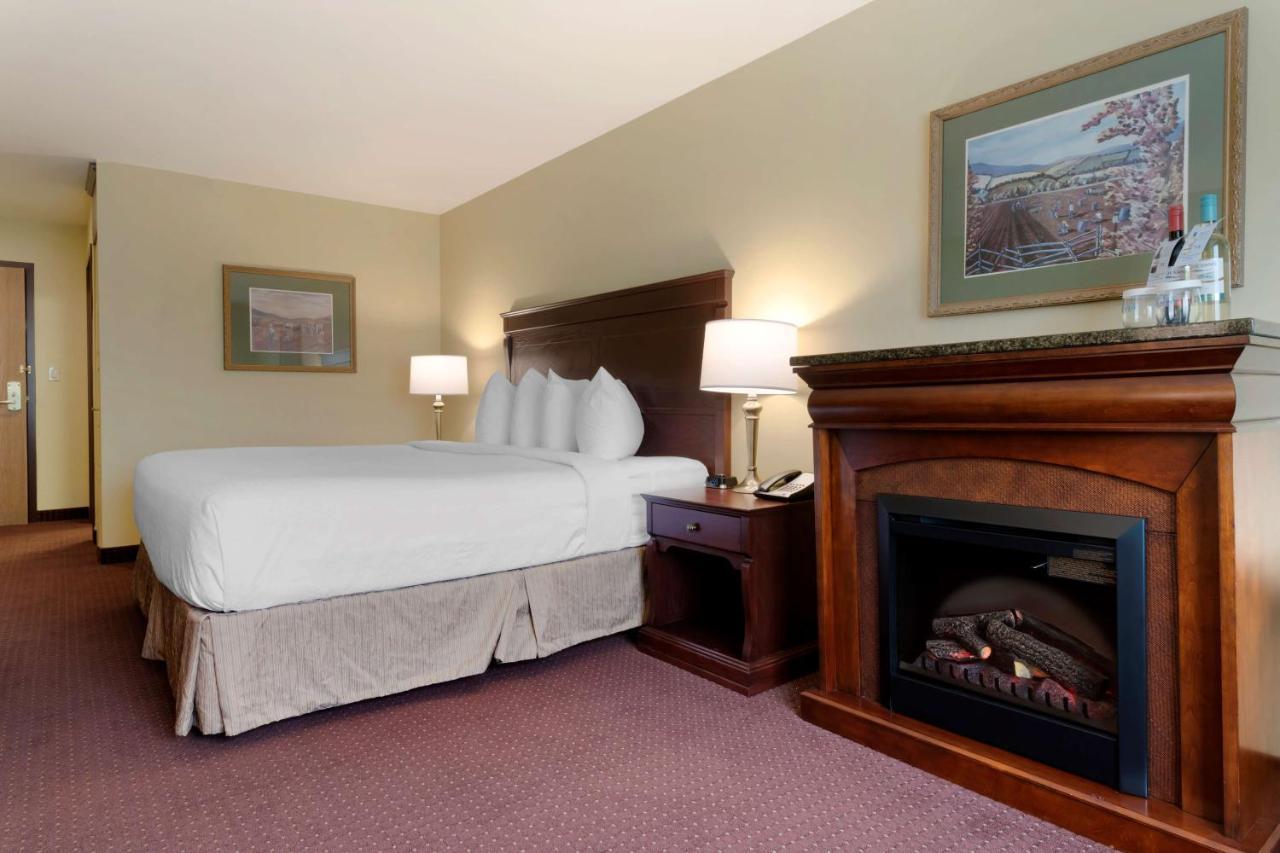 Best Western Plus Grand-Sault Hotel & Suites Esterno foto