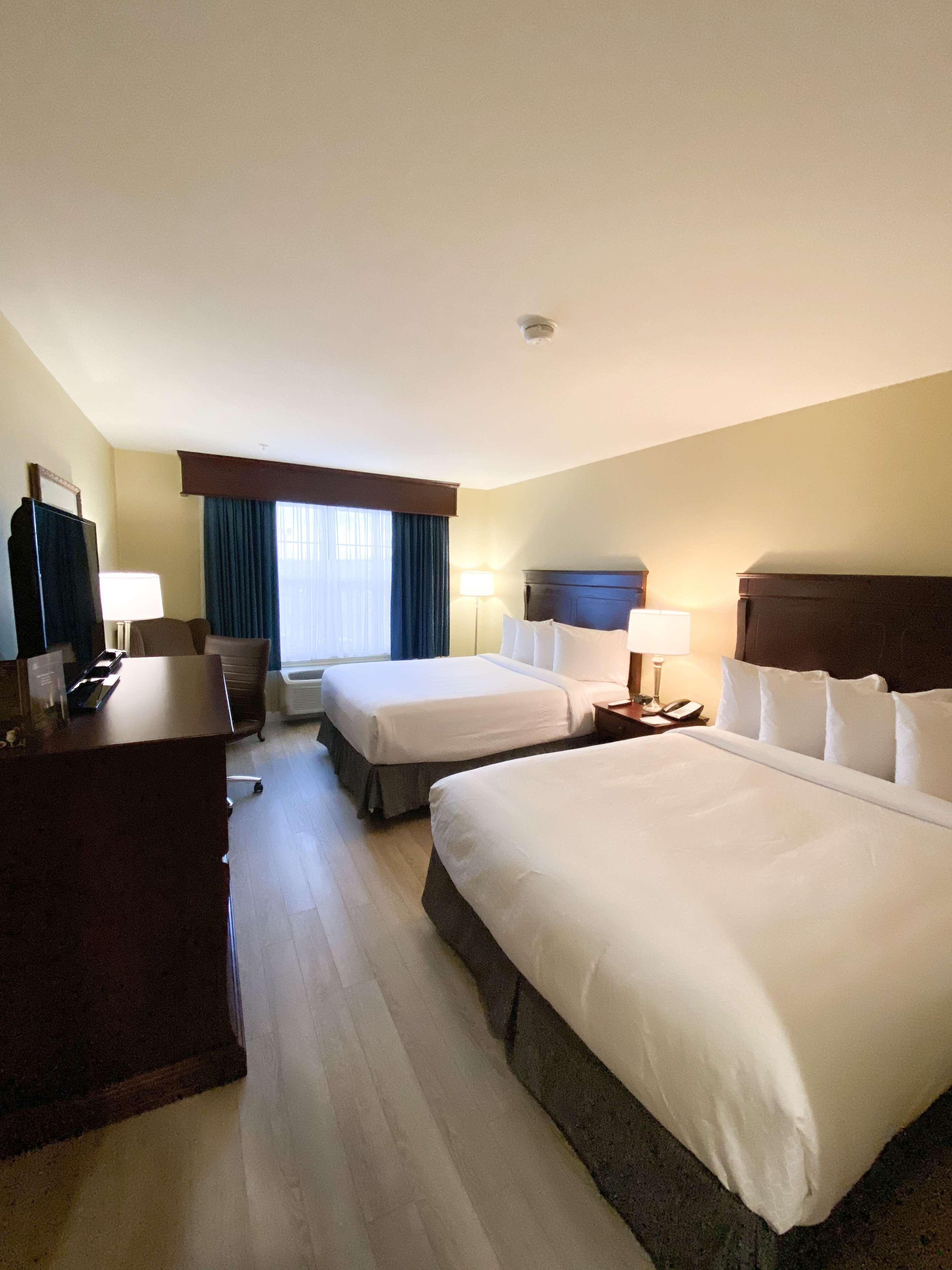Best Western Plus Grand-Sault Hotel & Suites Esterno foto