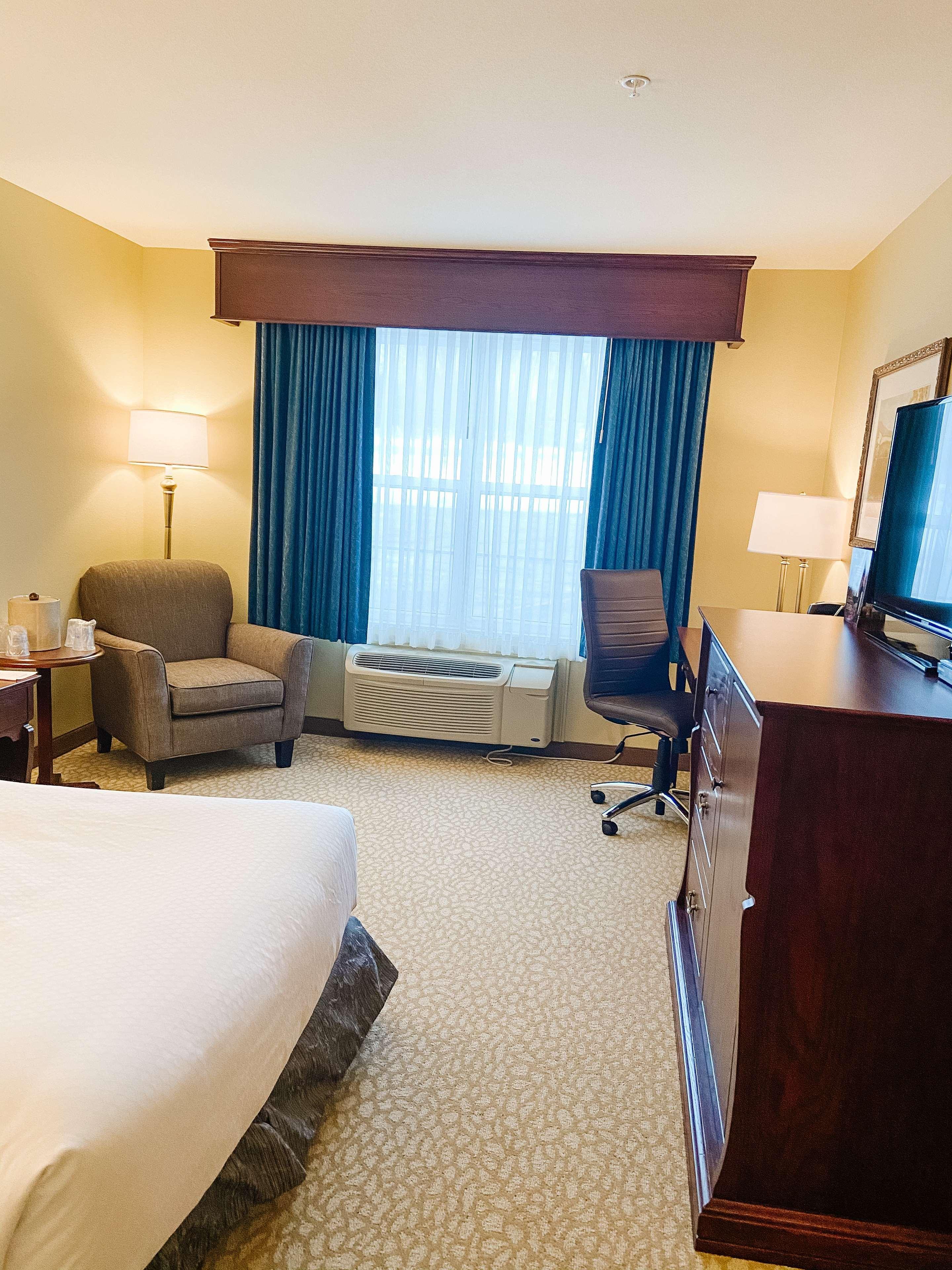 Best Western Plus Grand-Sault Hotel & Suites Esterno foto