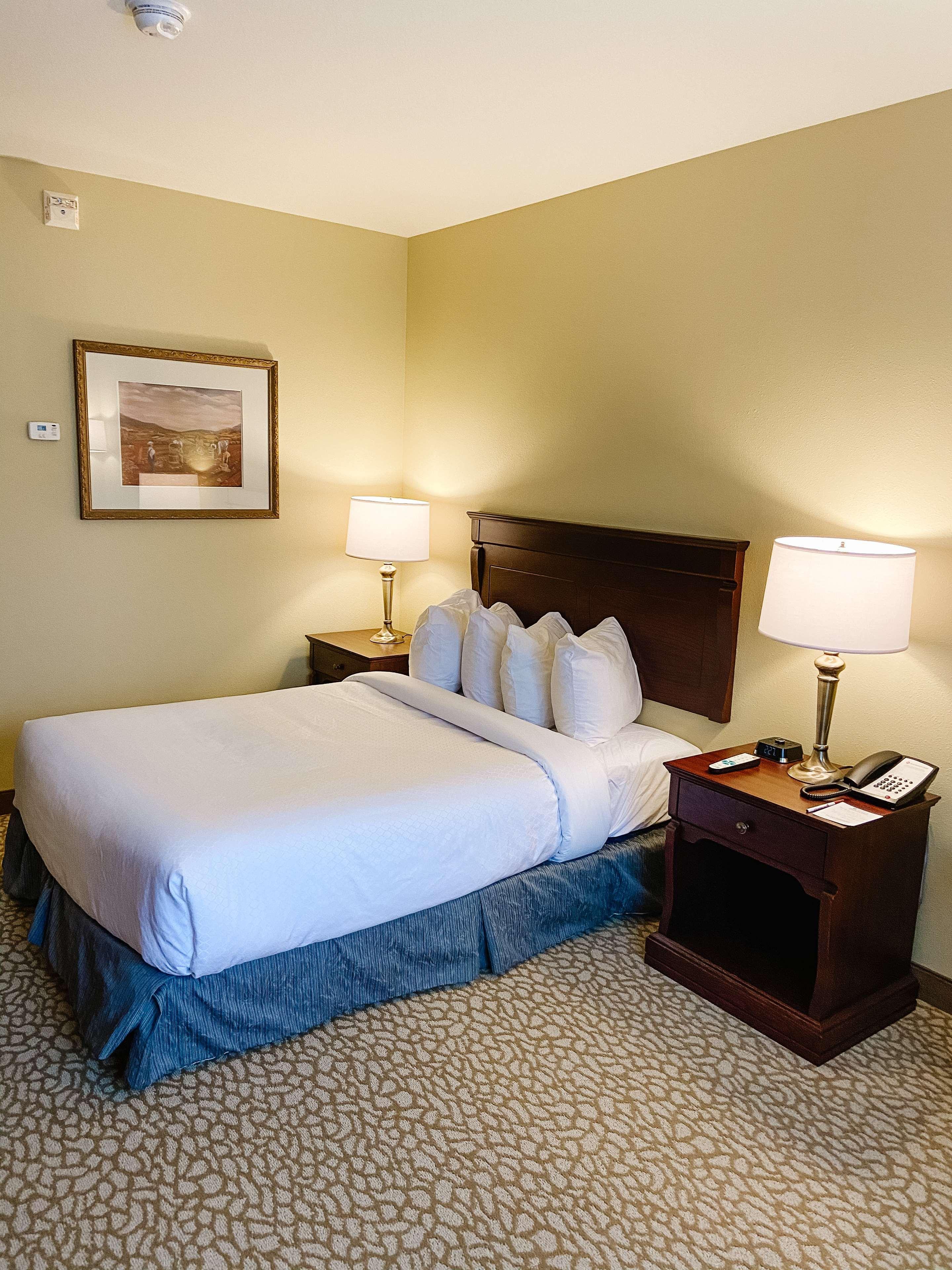 Best Western Plus Grand-Sault Hotel & Suites Esterno foto