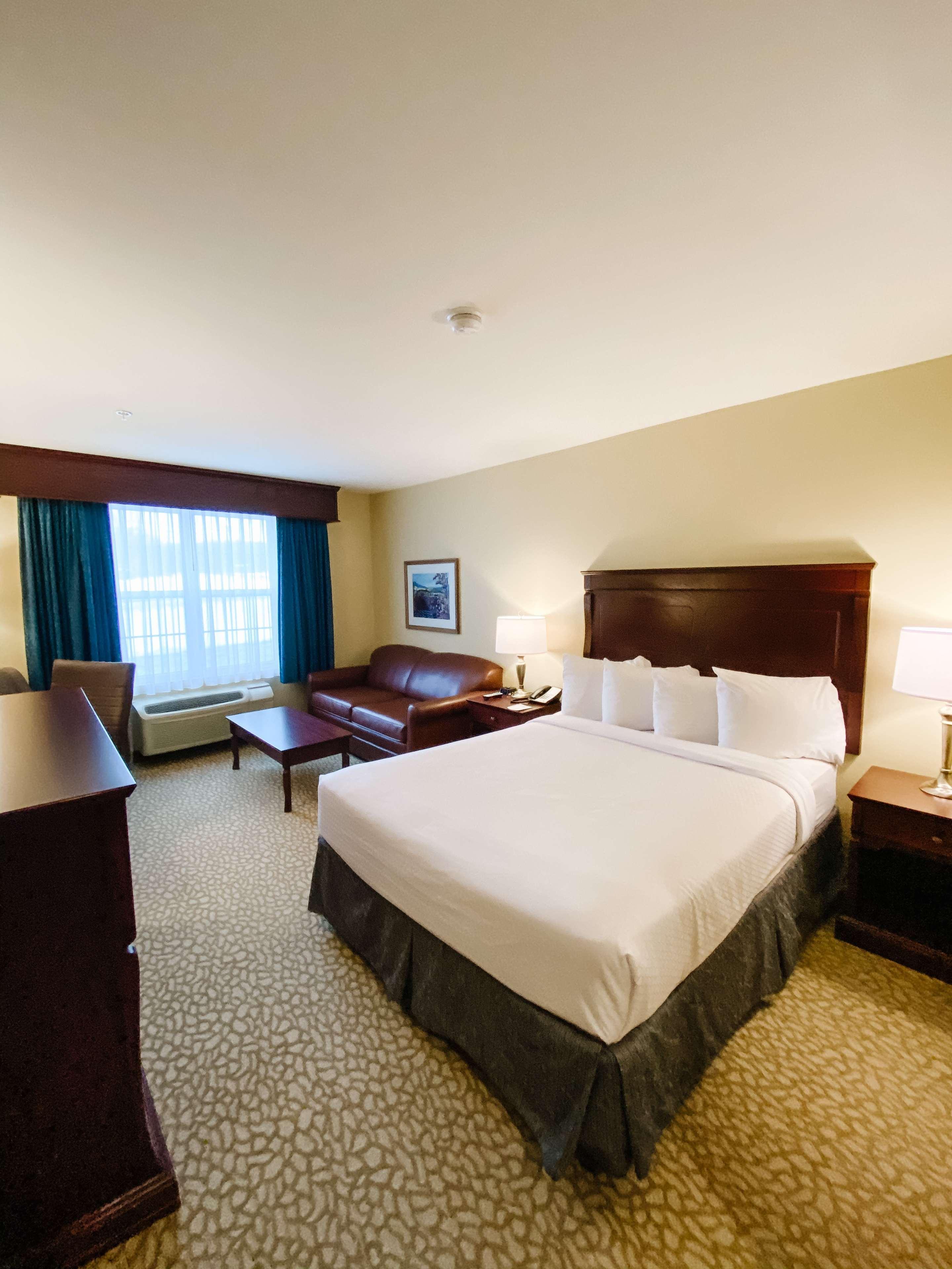 Best Western Plus Grand-Sault Hotel & Suites Esterno foto